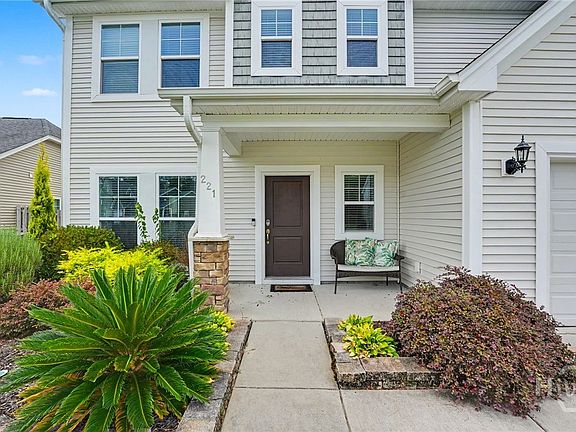 4th image of 221 Somersby Boulevard