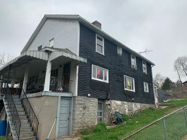 486 2nd St, Chestnut Ridge, PA 15422