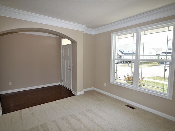 3rd image of 2066 Derby Dr