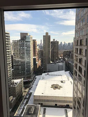 Rented by RELO REDAC INC. | media 11