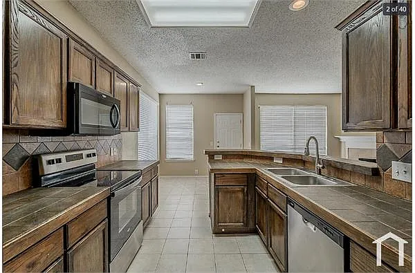 Building Photo - 8301 Orleans Ln
