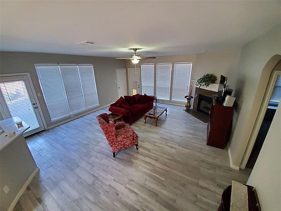 5th image of 2616 Dunbar Dr