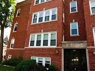 35 West Ave APT 2N, Riverside, IL 60546