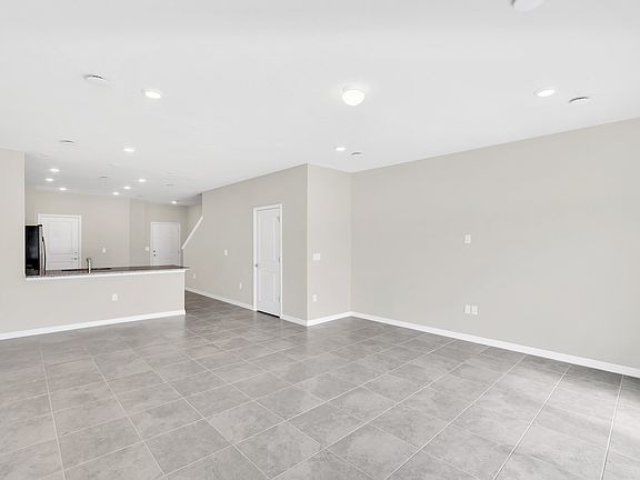 4556 Sparkling Shell Ave_05_02102025