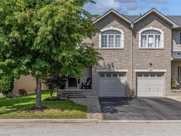5287 Scotia St, Burlington, ON L7L 7B5