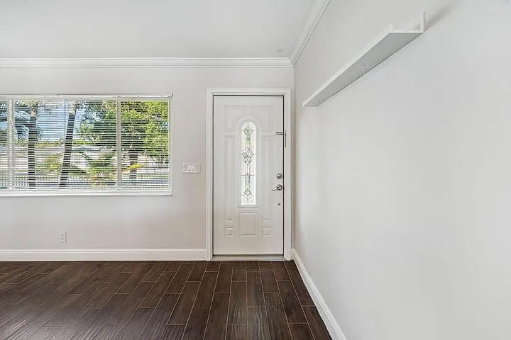 4 bed, 1868 sqft, $3,500 — Photo 4