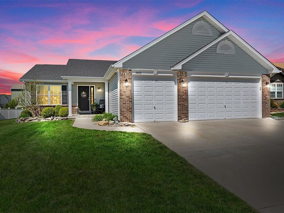 1st image of 1443 Riverdale Manor Dr