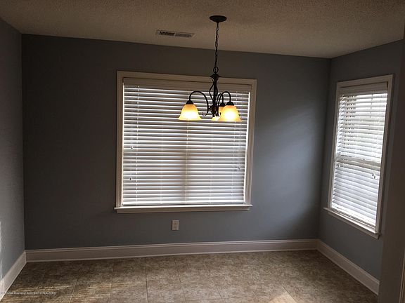 5th image of 7498 Redberry Dr