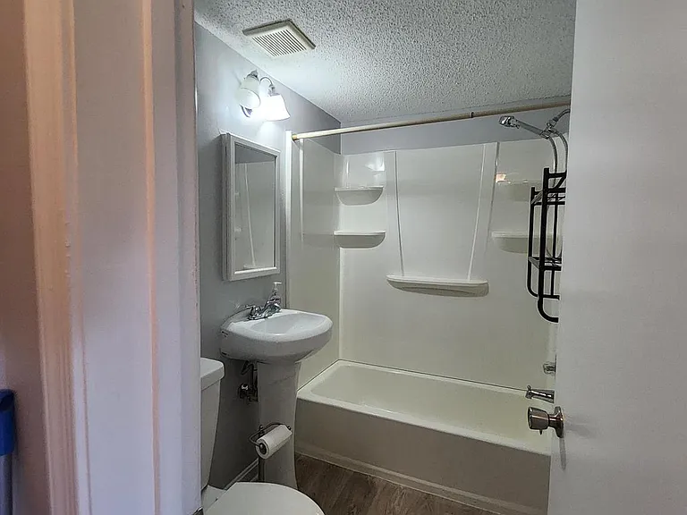 3825 Hamilton St #C-204 — Photo 14