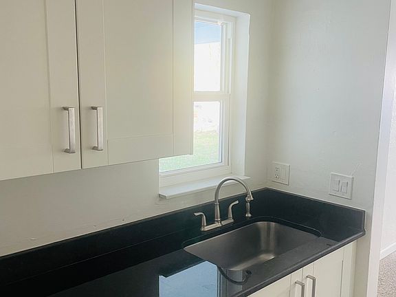 5th image of 193 38th Ave SE #195