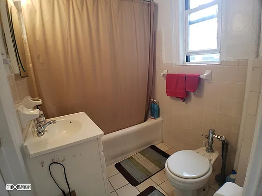 Rented by Citi Habitats | media 10