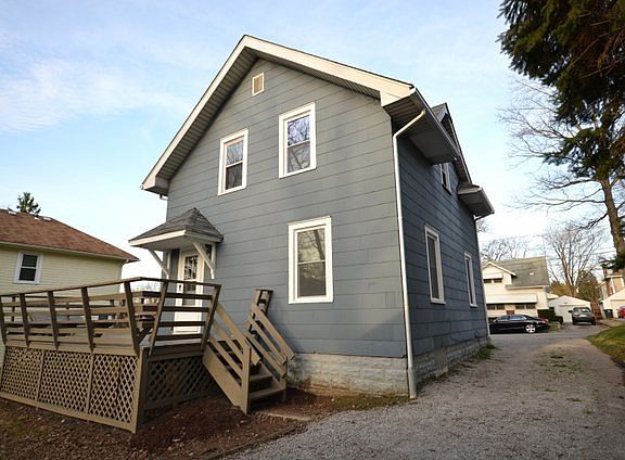 4th image of 306 The Brooklands Ave