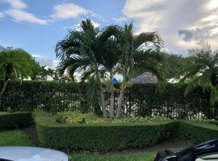 13021 SW 82nd Ter, Miami, FL 33183