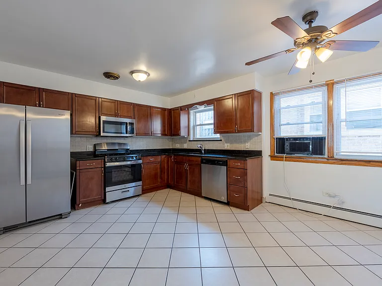 1921 S Harlem Ave #2E — Photo 4