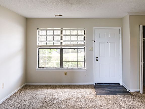 3rd image of 2362 Parsonage Rd APT 10A