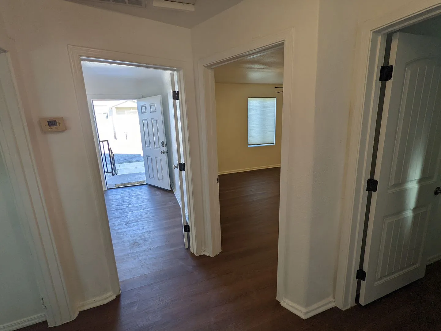 8th Street Apartments — Photo 4