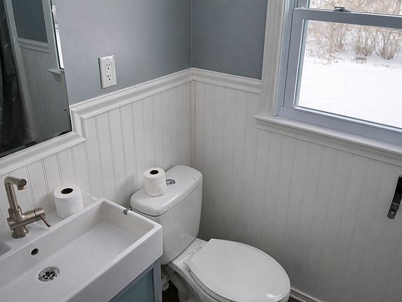 5th image of 8043 Hornell Ave S