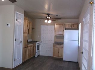 2004 Iona St, Carlsbad, NM 88220