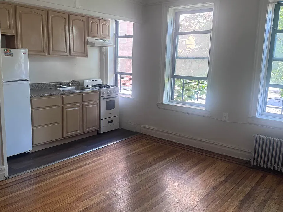 85-21 Lefferts Blvd #B6