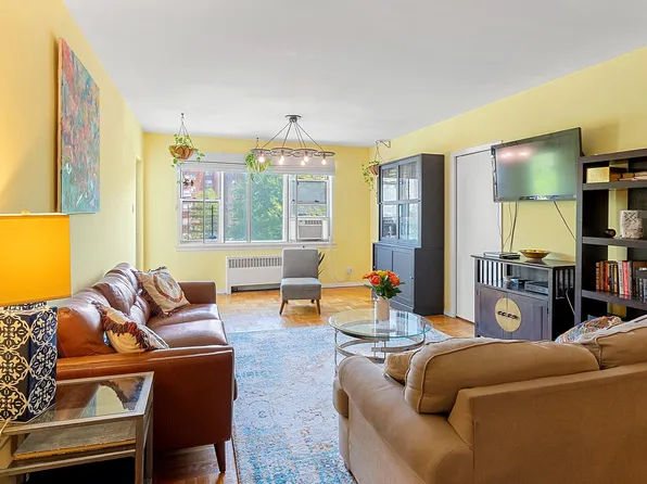 2711 Henry Hudson Parkway #5A, Bronx, NY 10463