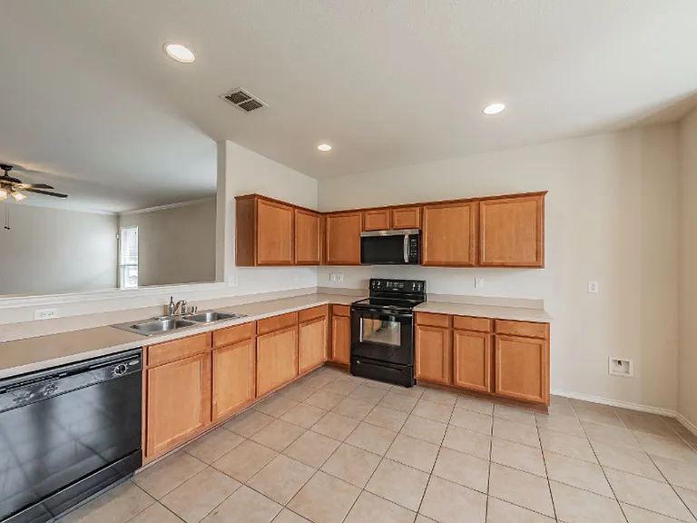 5809 Mount Plymouth Point — Photo 14