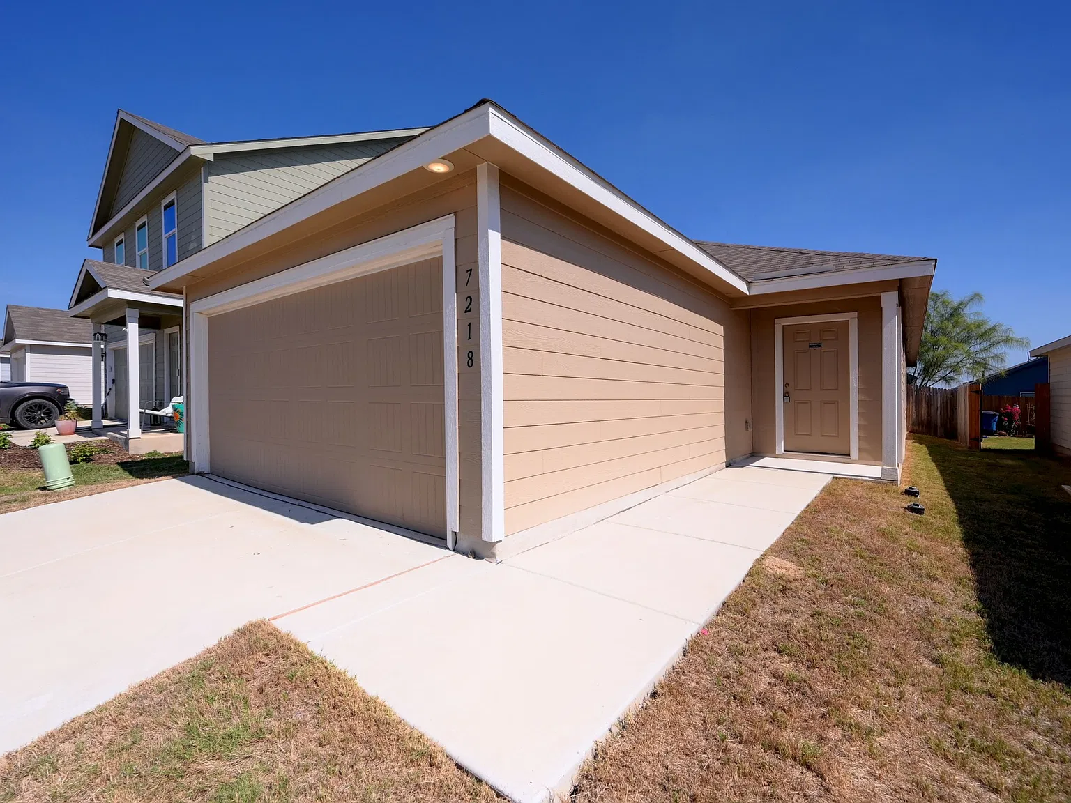 4 bed, 1500 sqft, $1,495 — Photo 1