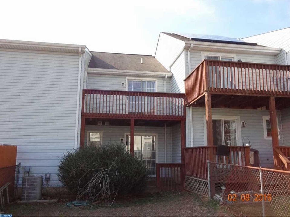 2nd image of 1012 9th St