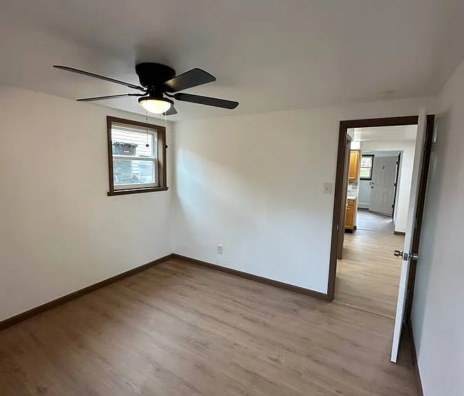 292 Rumbold Ave #2 — Photo 5