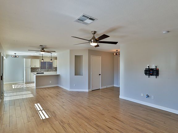 5th image of 1231 S Bridger Dr