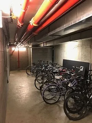 Rented by Flatiron Real Estate Advisors LLC | media 24