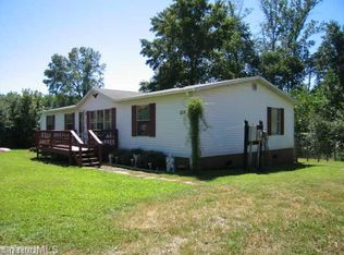 275 Reginald Rd, Mayodan, NC 27027