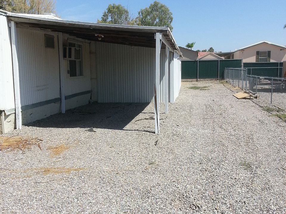 Close to river access, great school district.