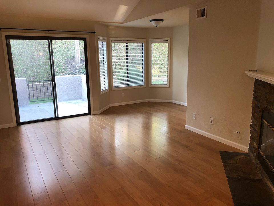 1st image of 812 Paseo Tosamar
