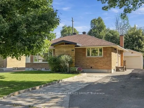 1321 Rideout Cres, Ottawa, ON K2C 2X9