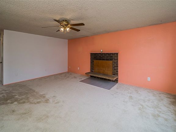 3rd image of 6013 134th Pl NE