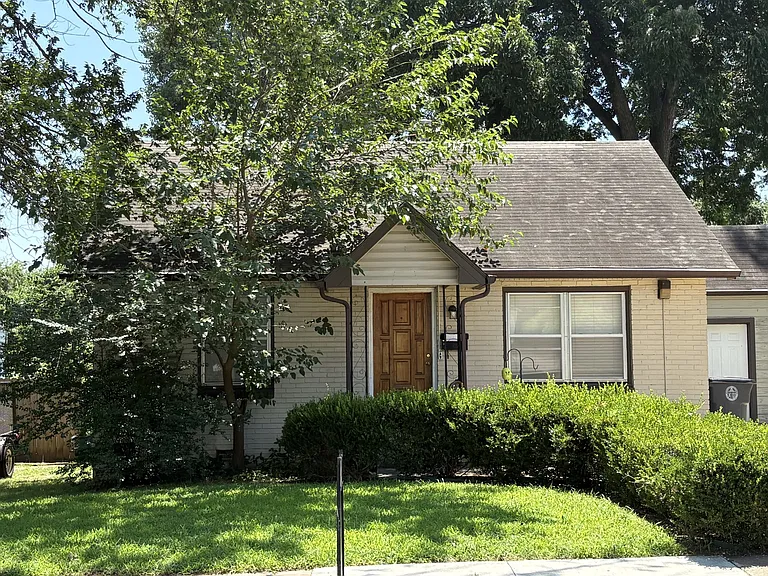 3408 E 4th Pl — Photo 1