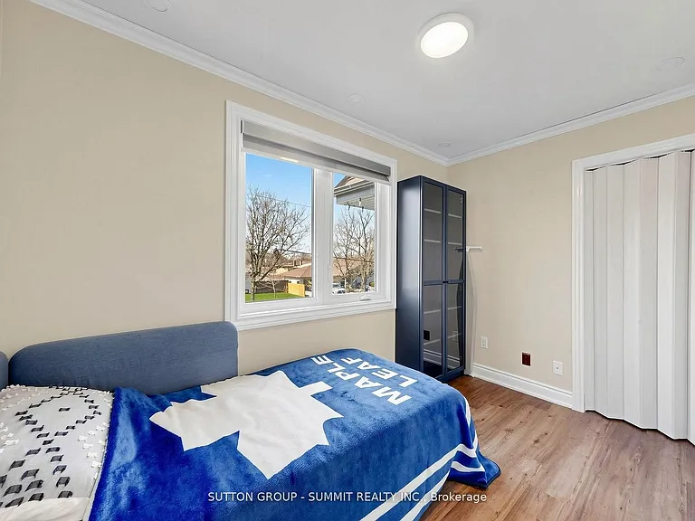 3485 Cawthra Rd — Photo 30