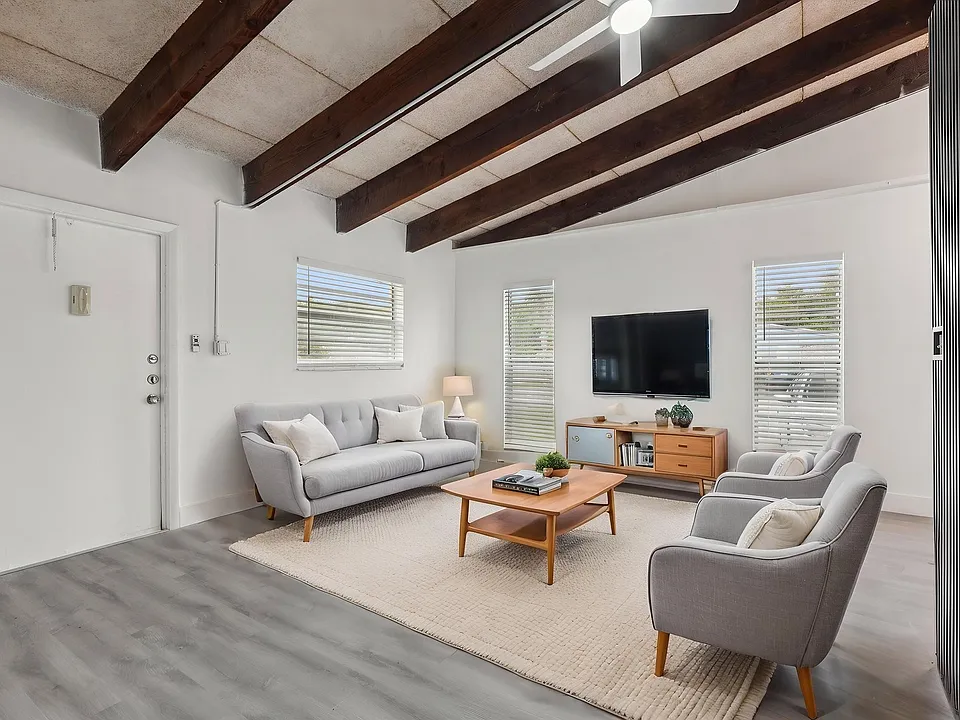 Azure Villas Apartments
