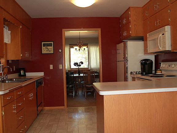 Kitchen looking to dining 