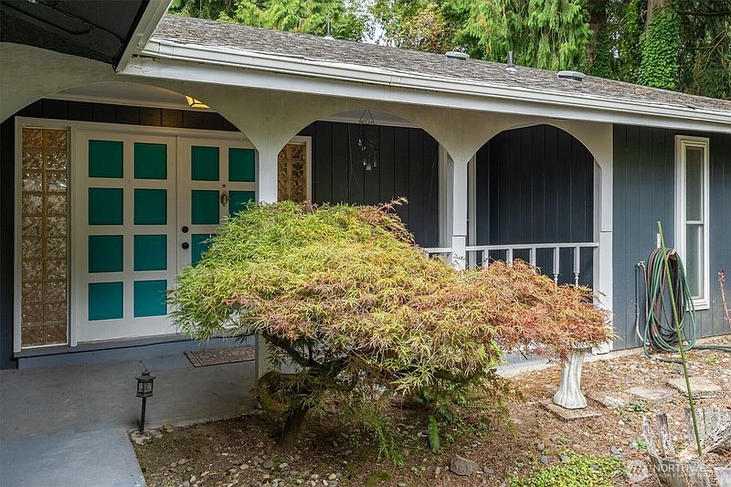 3rd image of 1005 N 22nd Avenue
