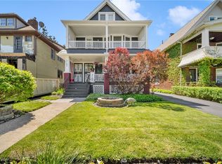 3158 Kensington Rd, Cleveland Heights, OH