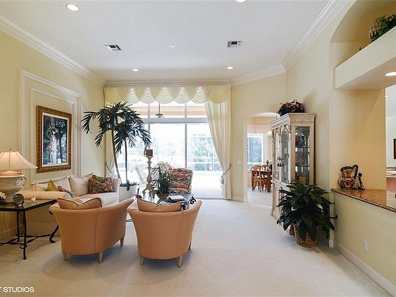 4th image of 4362 SE Waterford Dr