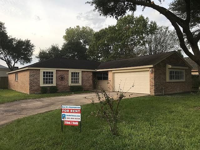 Front View of Home