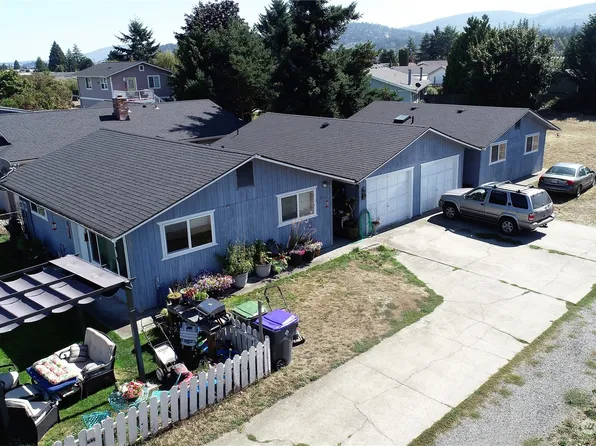 809 W Fir Street #A & B, Sequim, WA 98382