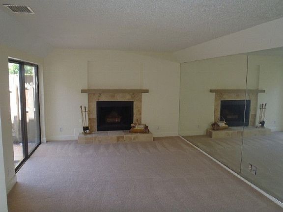 5th image of 3552 Gardens East Dr APT A