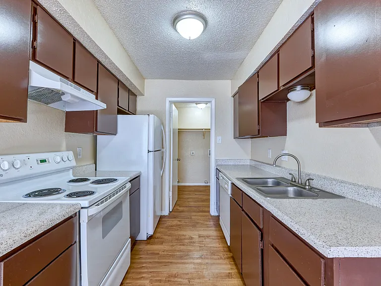 Cedar Ridge Townhomes — Photo 20