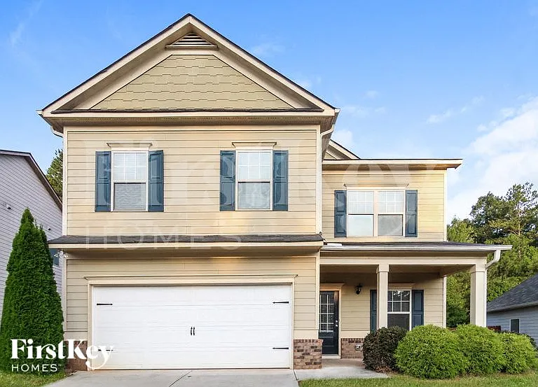423 Fredrick Dr — Photo 1