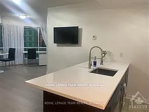 234 Rideau St #704 — Photo 12