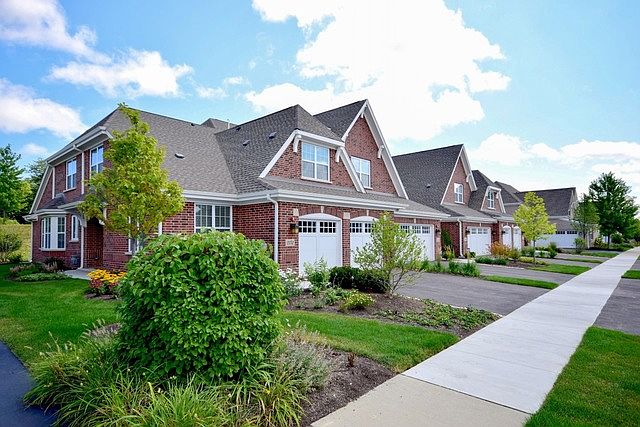 2nd image of 2234 Washington Dr #59D
