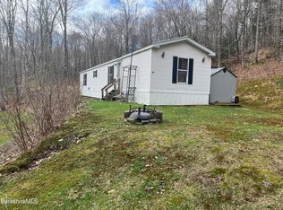 37 S South County Rd, North Adams, MA 01247